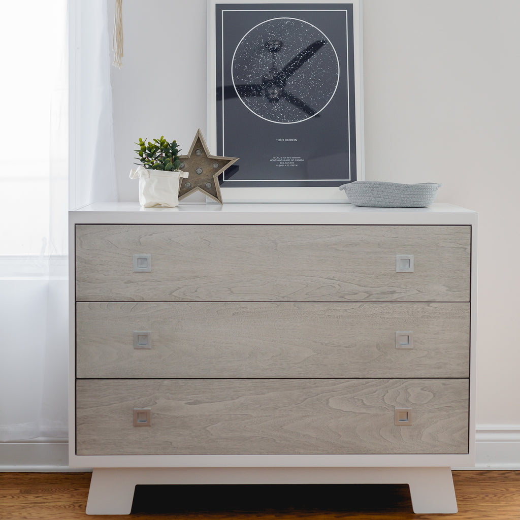 Dutailier Canada - *Floor Model* Pomelo 3-in-1 Crib & Pomelo 3 Drawer Dresser Bundle - ella+elliot