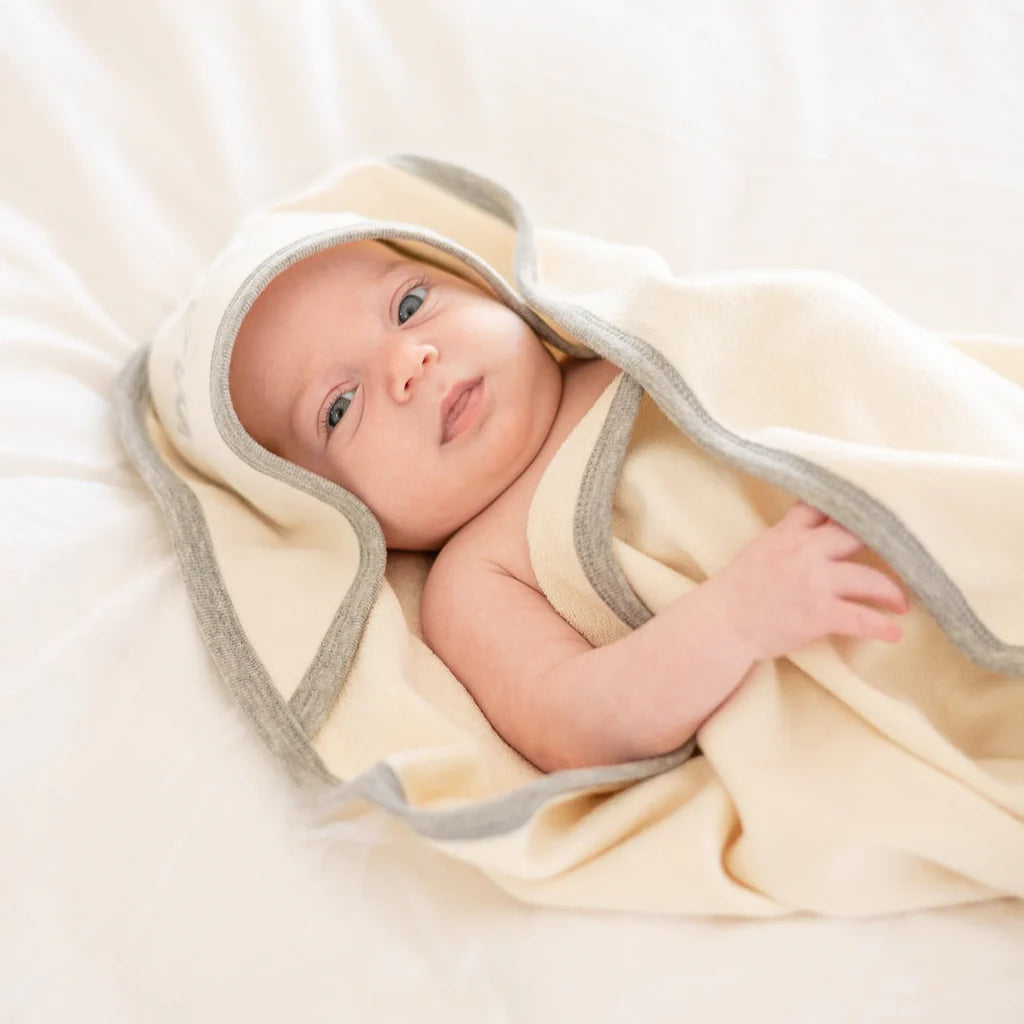 Ketzel Canada - Organic Hooded Towel - ella+elliot