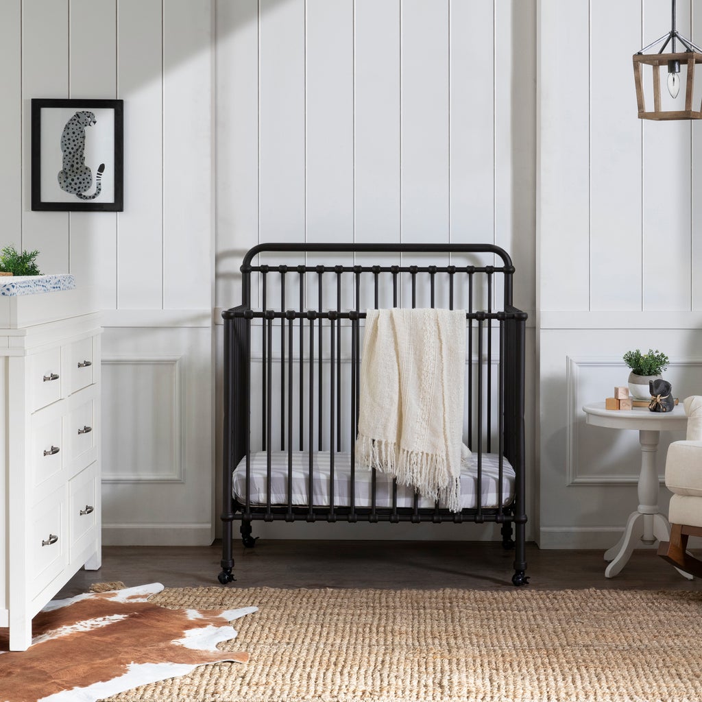 Million Dollar Baby Classic Canada - Winston 4-in-1 Convertible Mini Crib - ella+elliot