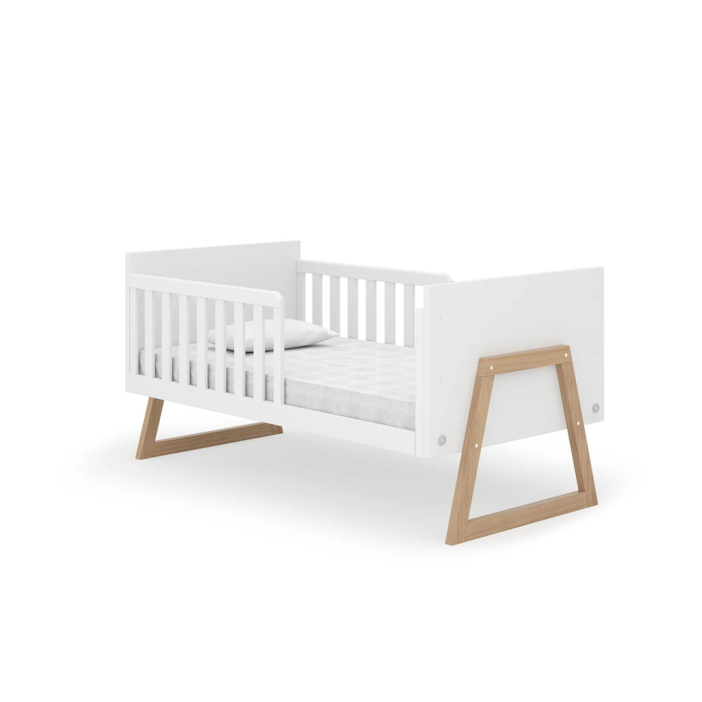 Dadada Canada - Domino-to-Grow Convertible Crib - ella+elliot