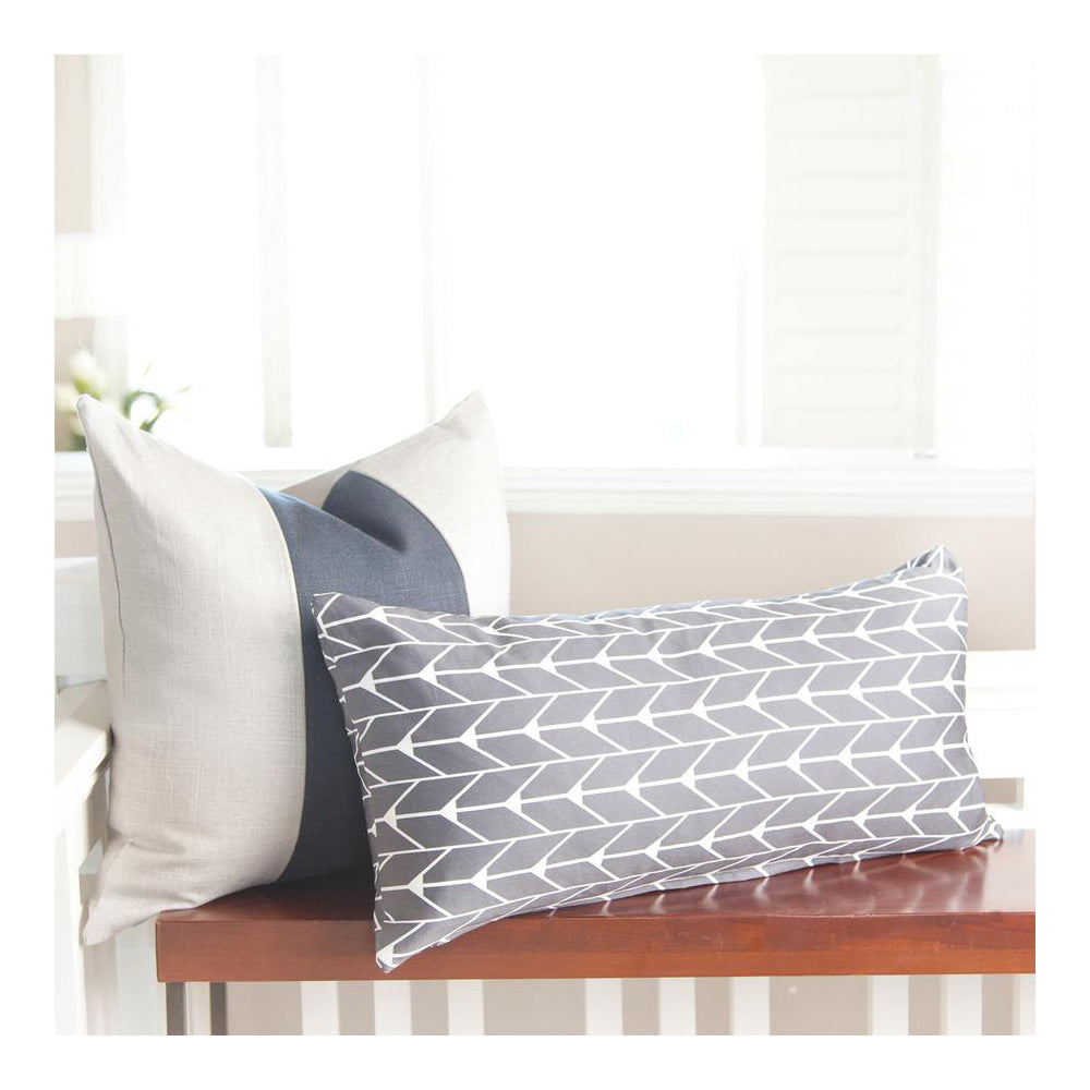 Oilo Canada - Finn Charcoal Pillow - ella+elliot