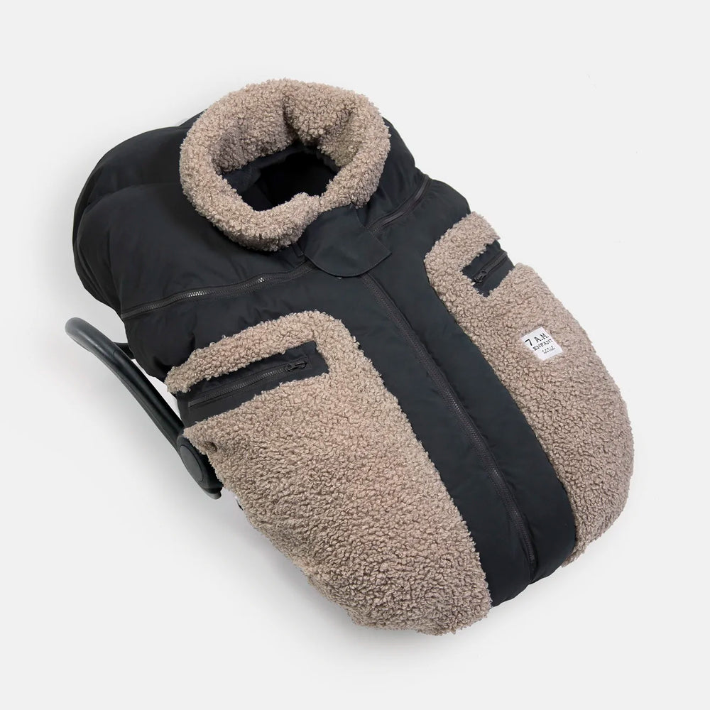 7a.m. Enfant Canada - Car Seat Cocoon - Teddy Appliqué - ella+elliot