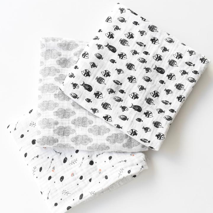 Wee Gallery Canada - Clouds Organic Muslin Swaddle - ella+elliot